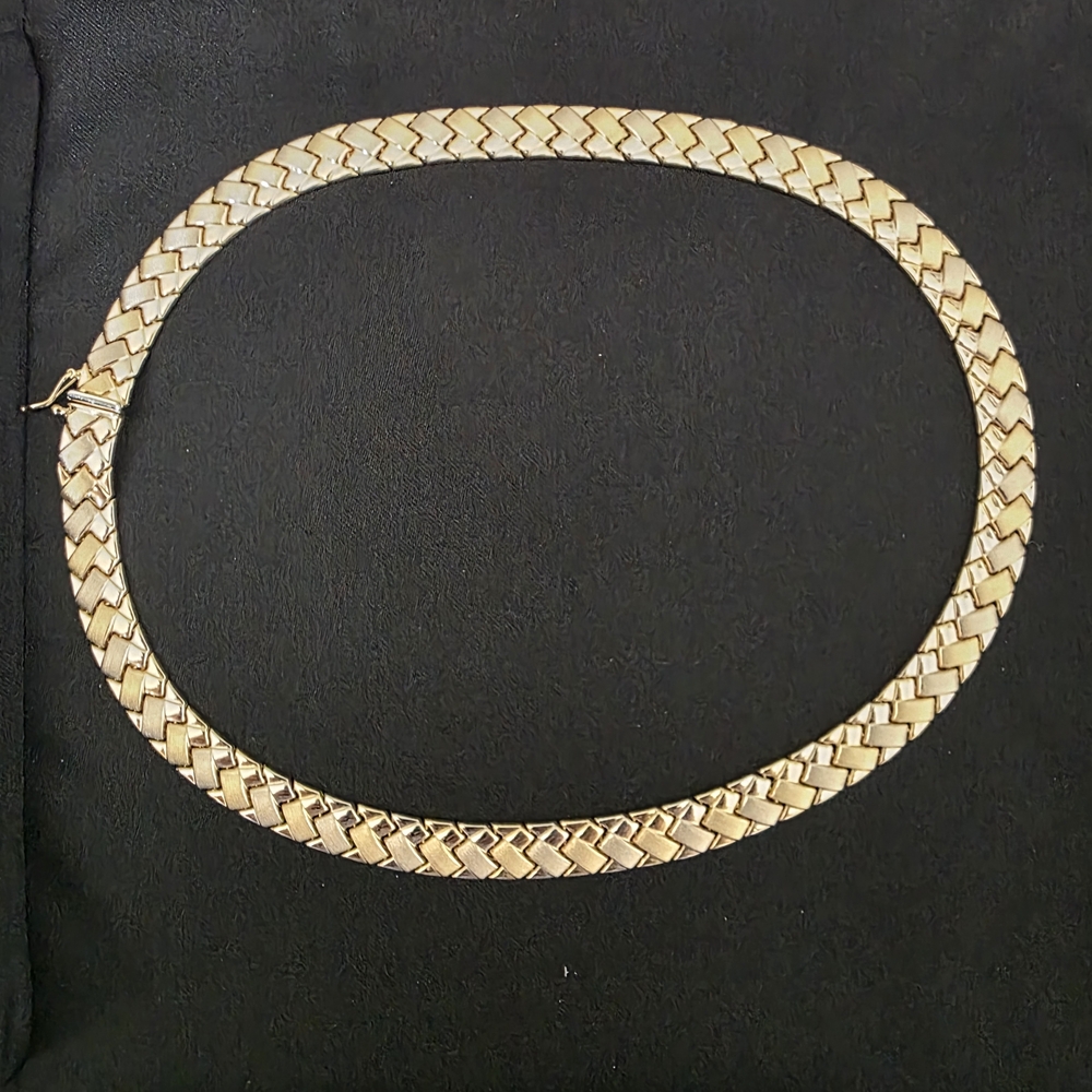 Elegant 14k Gold Women's Two Tone Necklace